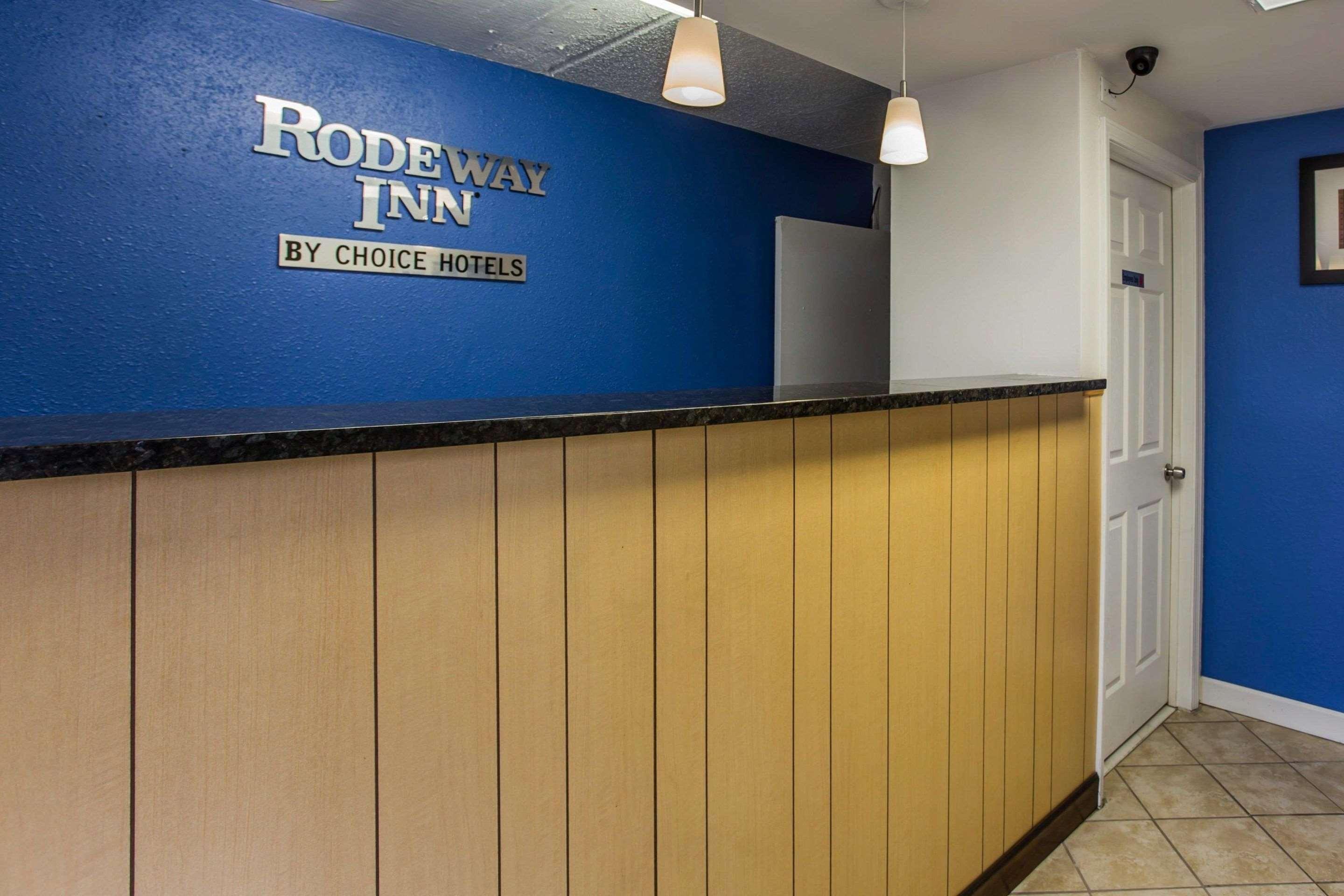 Rodeway Inn Charlotte Downtown מראה חיצוני תמונה