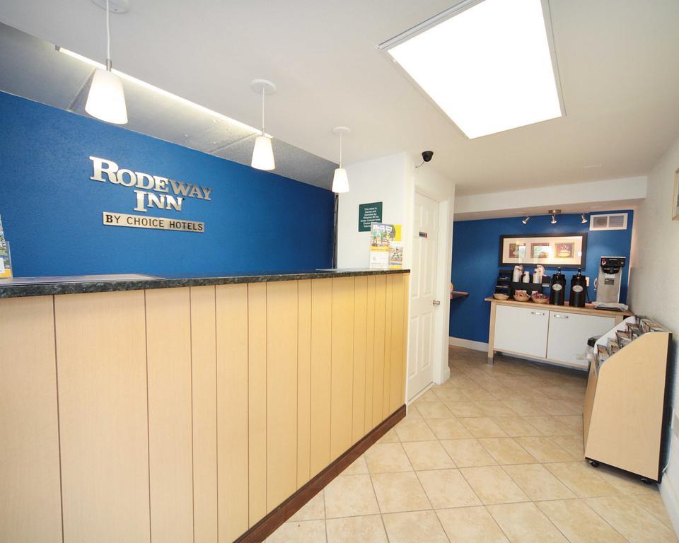 Rodeway Inn Charlotte Downtown מראה חיצוני תמונה