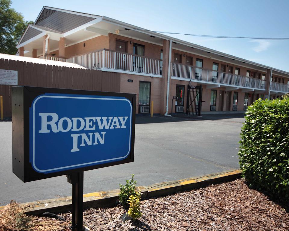 Rodeway Inn Charlotte Downtown מראה חיצוני תמונה